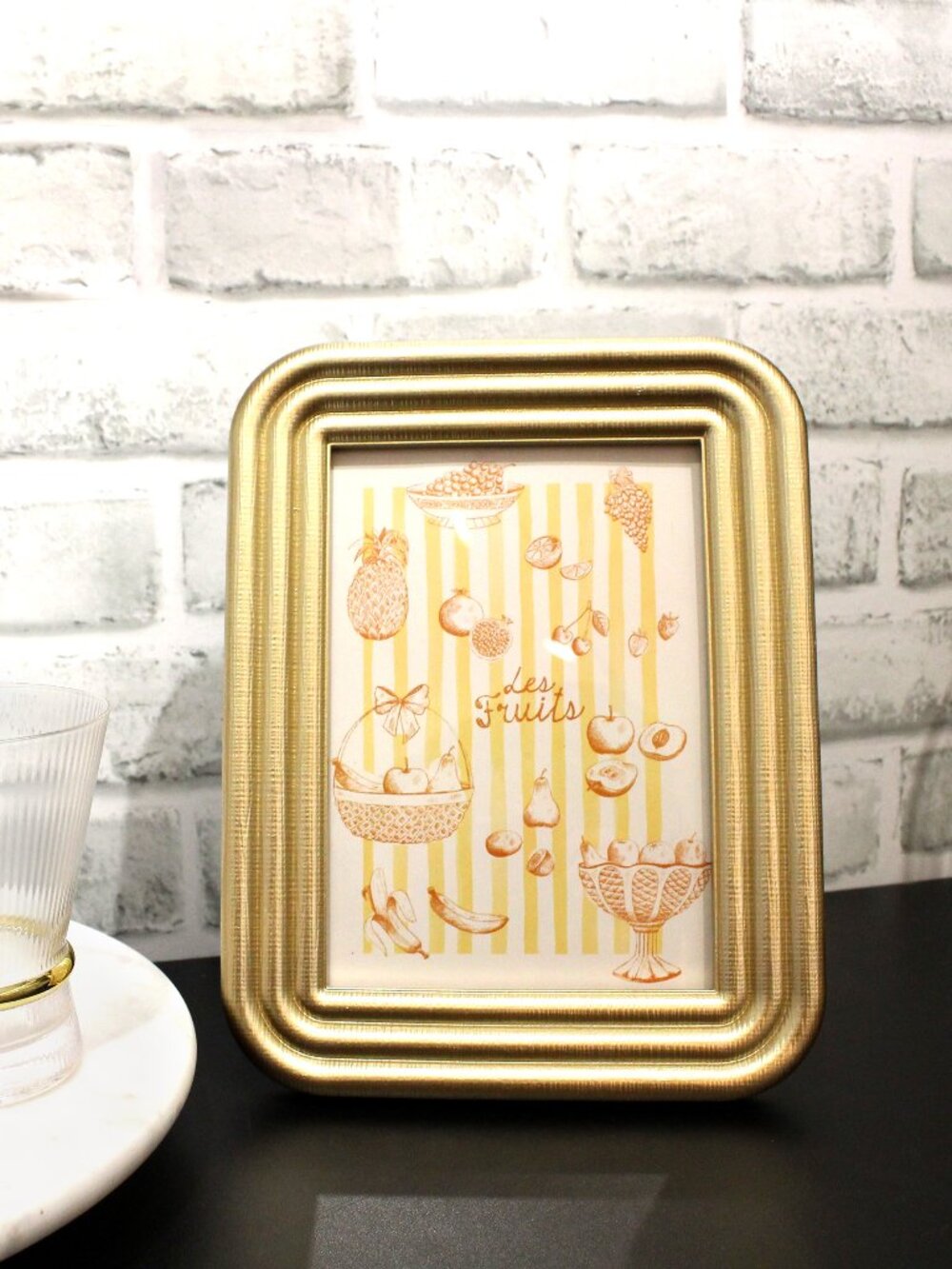 5x7 Gold Ribbed Tabletop Picture Frame